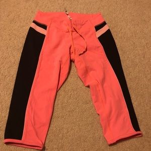 Salmon Lululemon leggings